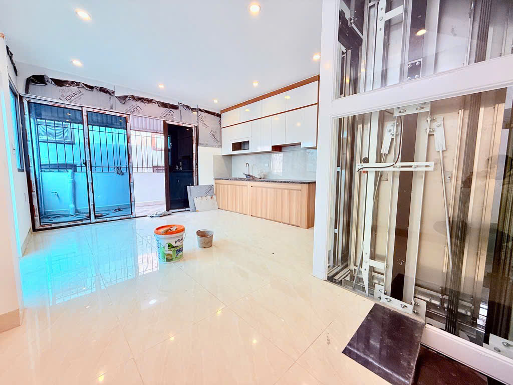 6 TẦNG LÔ GÓC THANG MÁY NGÕ NÔNG GẦN Ô TÔ - VẠN PHÚC HÀ ĐÔNG CHỈ HƠN 7 TỶ - Ảnh 2