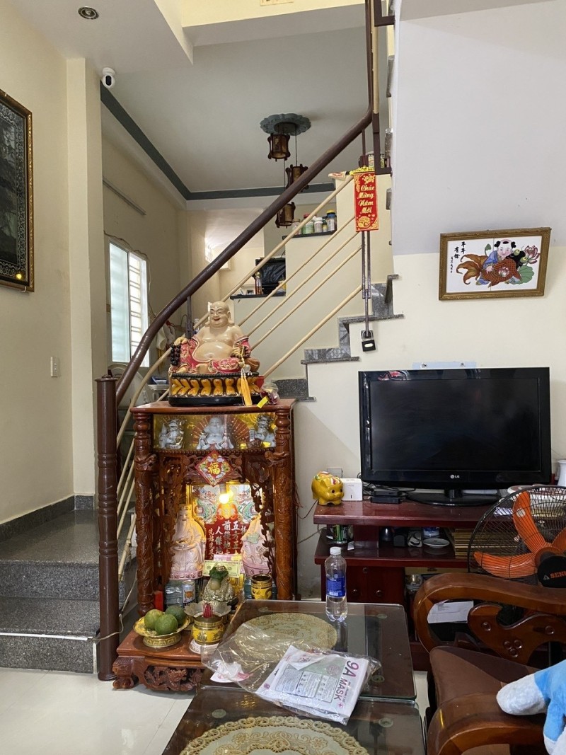 ► Nhà Kiệt Hoàng Diệu, gần Nguyễn Văn Linh, kẹp kiệt thoáng, 55m2, 3 mê đúc, sân rộng, 3.65 tỷ - Ảnh 4