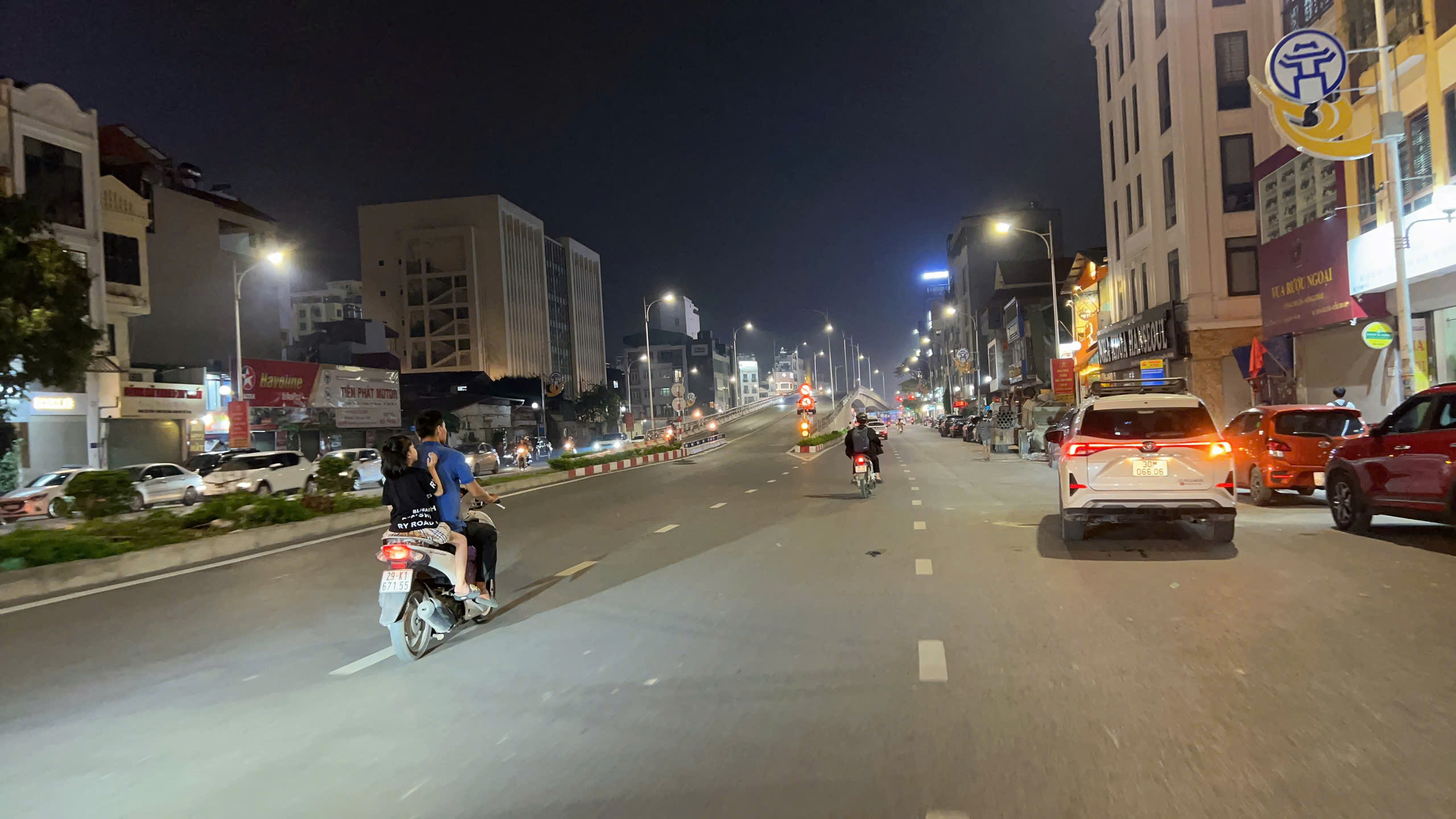 NHÀ MỚI CÒN MÙI SƠN HOÀNG NHƯ TIẾP 50M, 6T, MT4M, FULL NỘI THẤT, THANG MÁY, ĐA TIỆN ÍCH. - Ảnh 3