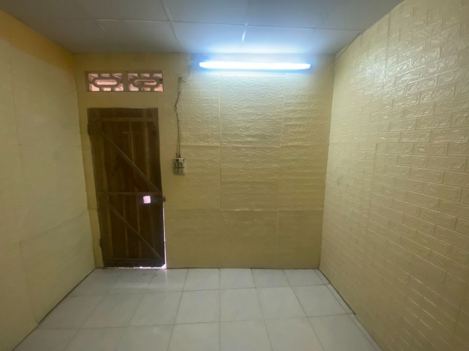 Cho thuê phòng trọ giá rẻ ngõ 13 Lĩnh Nam gần chợ Mai Động giá chỉ 1.1 triệu/ tháng - Ảnh 2