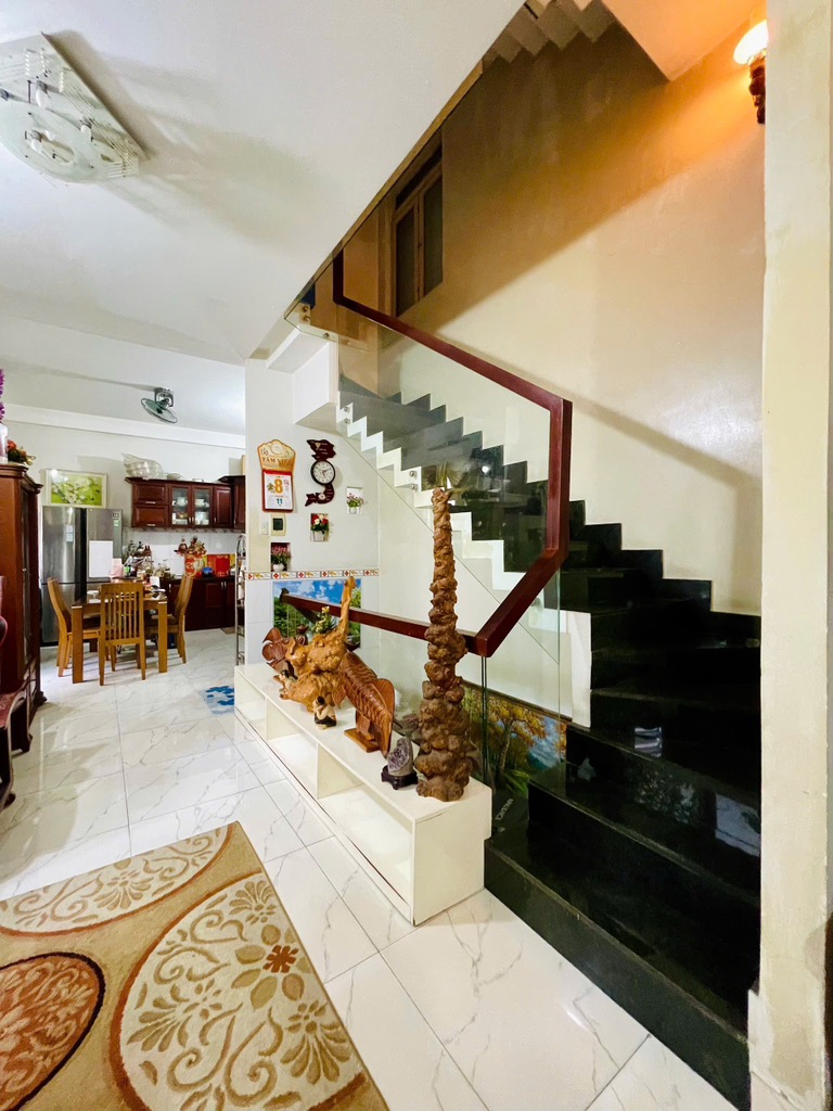 Mặt tiền hẻm 109 Dương Bá Trạc ngang 5m, 4 tầng kiên cố chỉ 14 tỷ 8 - Ảnh 2