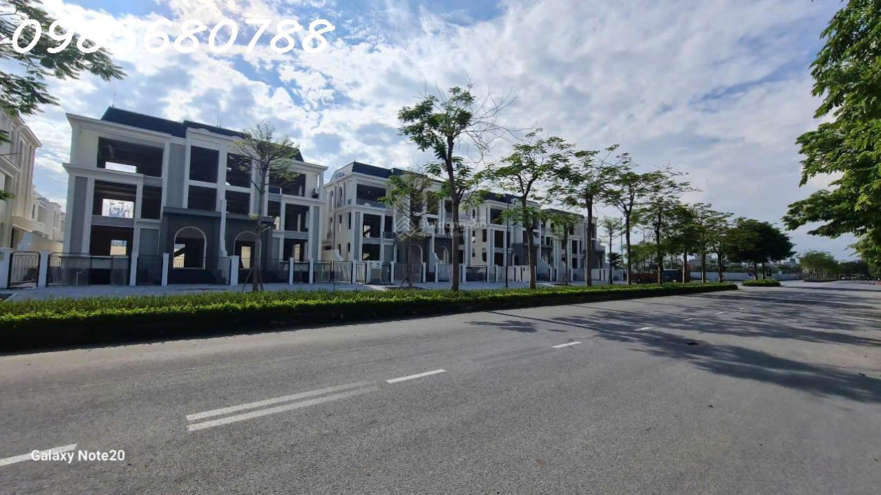 BÁN BIỆT THỰ ĐƠN LẬP 360M2 HÀNG HIẾM TẠI CIPUTRA NAM THĂNG LONG HÀ NỘI - Ảnh 2