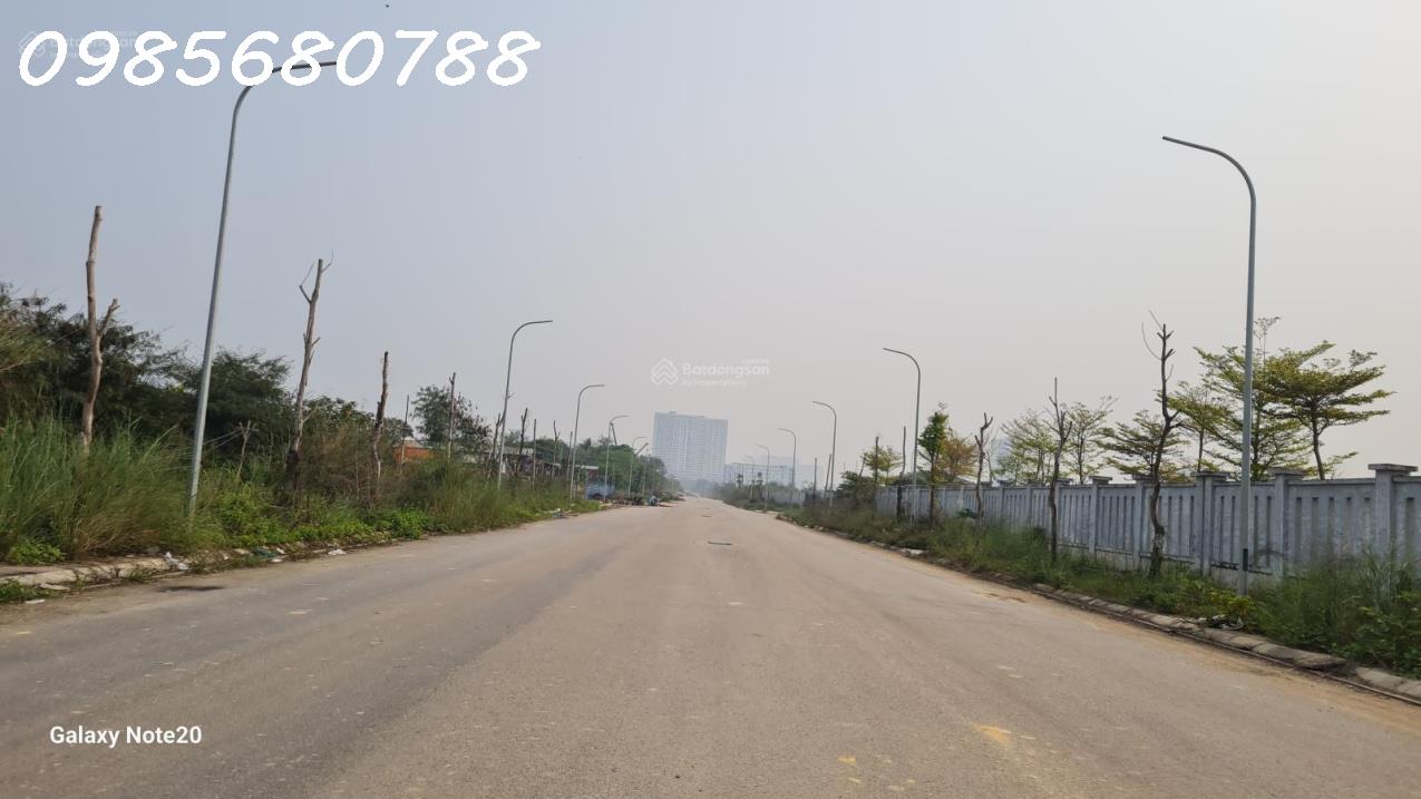 Bán biệt thự KĐT Cổ Nhuế, 38 tỷ, 180m2, mặt tiền 12m, giá rẻ nhất thị trường - Ảnh 2