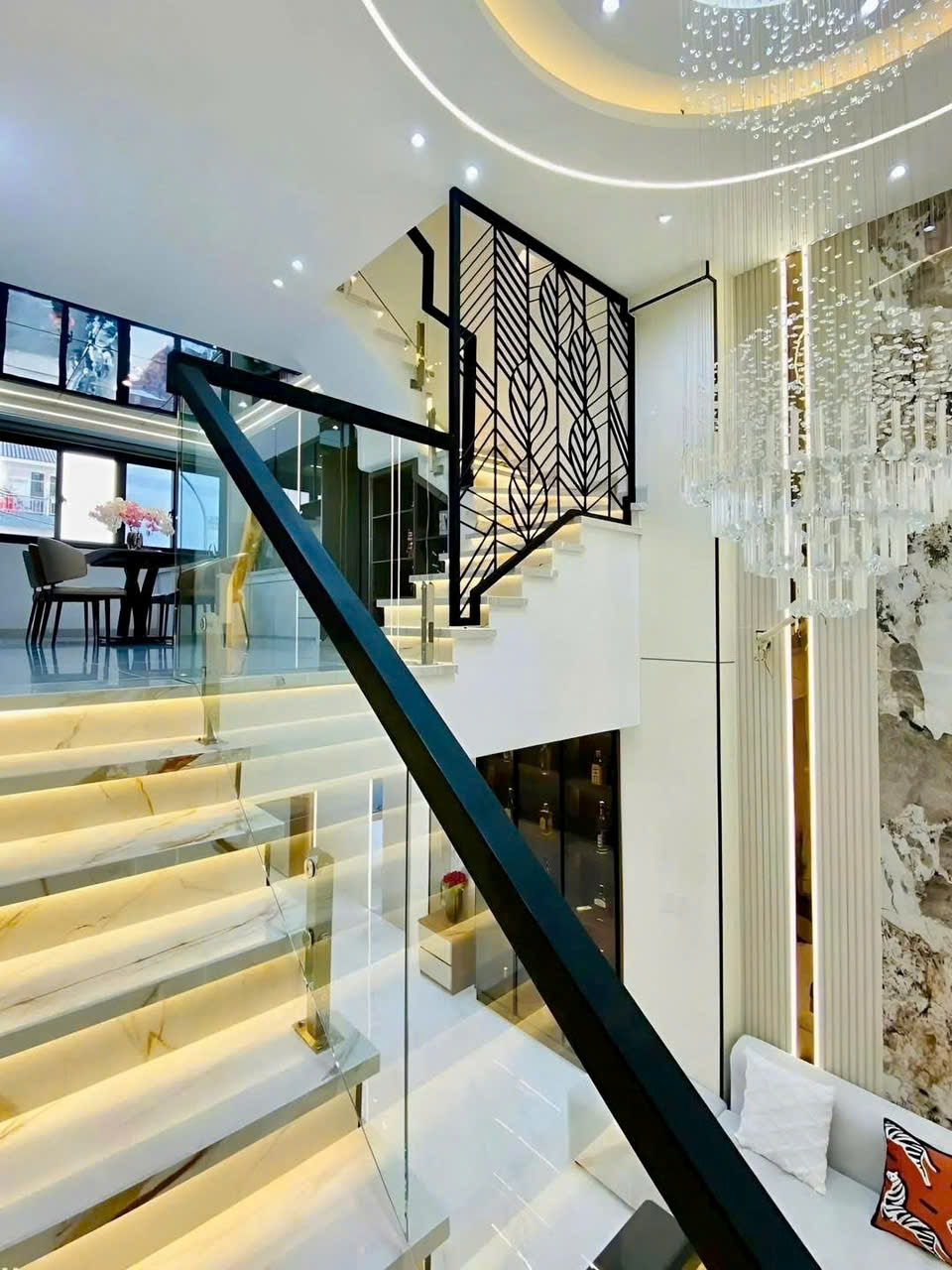 ⚡NHÀ 3 TẦNG GIÁP THỦ ĐỨC – 70M2 THỔ CƯ – CHỈ TỪ 4 TỶ⚡ - Ảnh 1