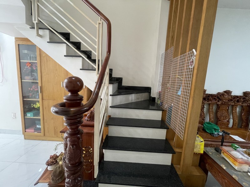 Bán nhà 65m², 3PN, 3WC, ngõ Linh Đông, Thủ Đức, sổ hồng. Giá chỉ 4,1 tỷ - Ảnh 1