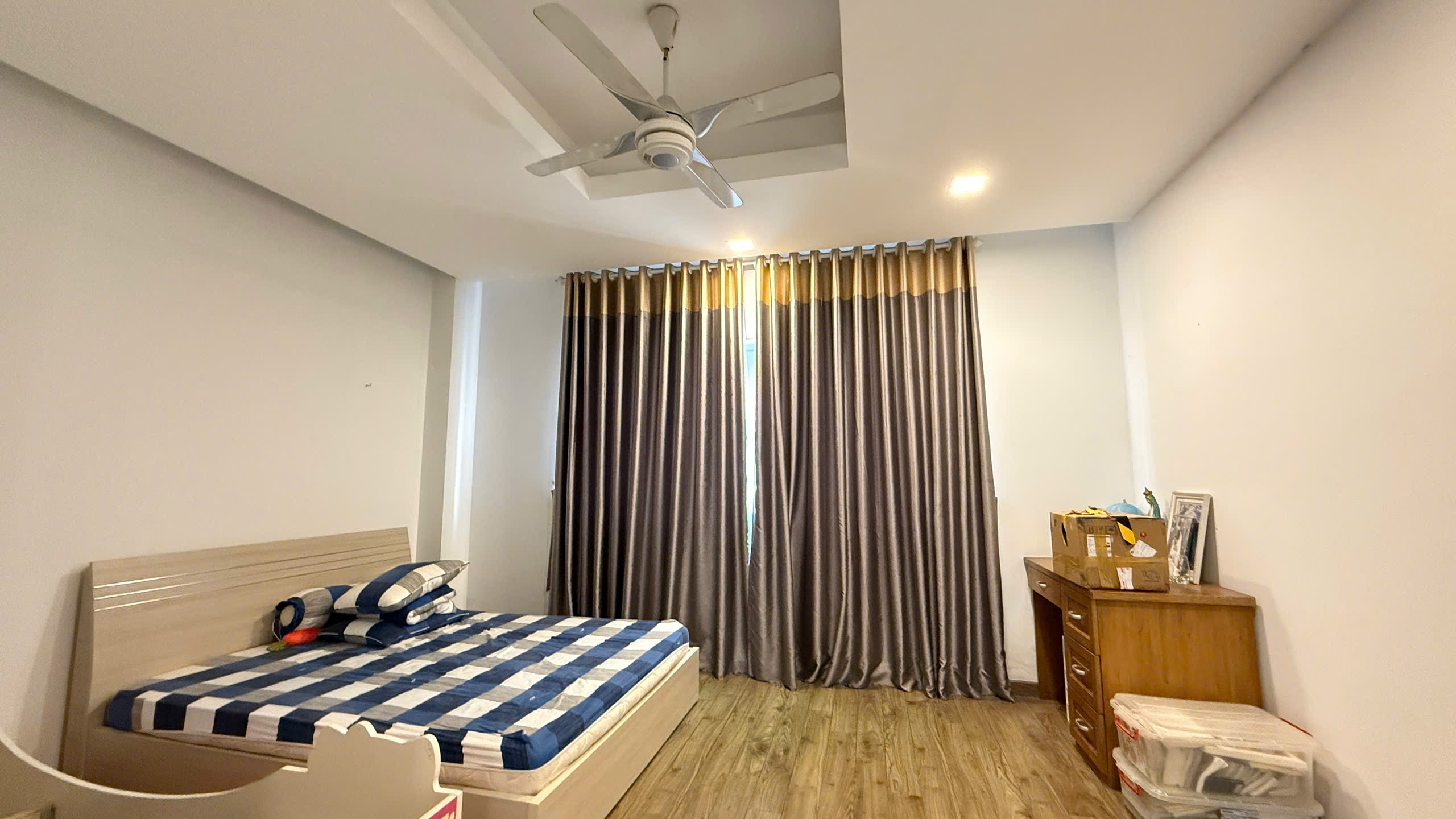 KHU VIP NGUYỄN THÁI BÌNH DT: 123M2 ( 5 X 25 ) - 4 TẦNG - 5PN - BTCT - HẺM NHỰA 6M THÔNG - HOÀN CÔNG - Ảnh 1