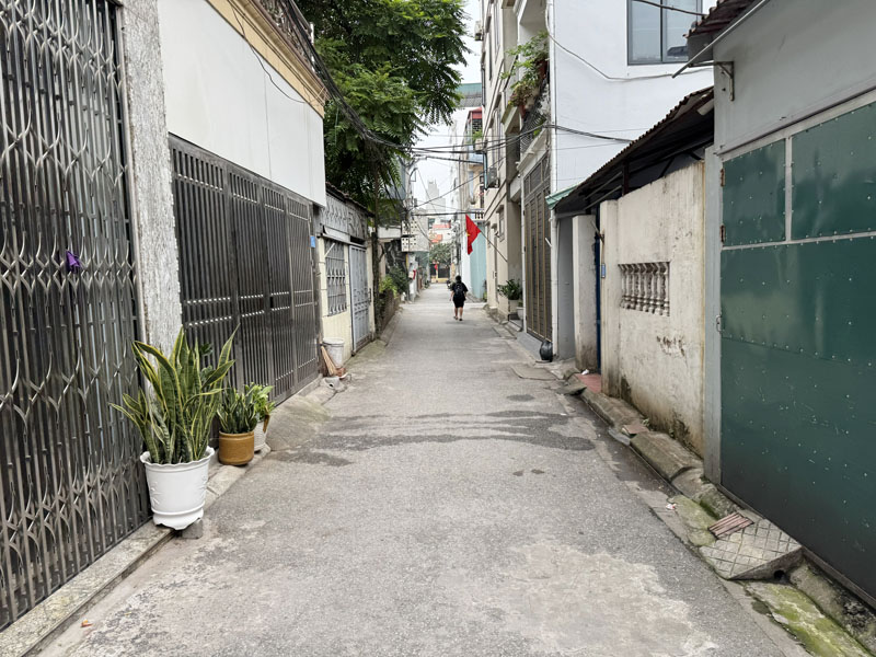 Cần bán 113m2 đất hai mặt ngõ trước sau tại Xuân Đỗ, Cự Khối. Đường rộng 3m, cách 2 nhà ra phố - Ảnh 2