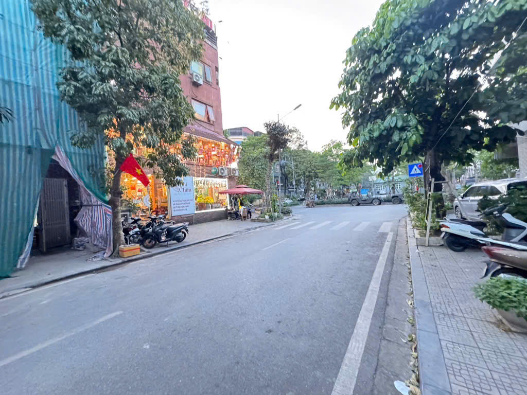 BÁN NHÀ NGUYỄN VĂN CỪ, GIÁ ĐẦU TƯ 55M, 4T, MT4M. GIÁ NHỈNH 6 TỶ, Ô TÔ CÁCH 15M. - Ảnh 1