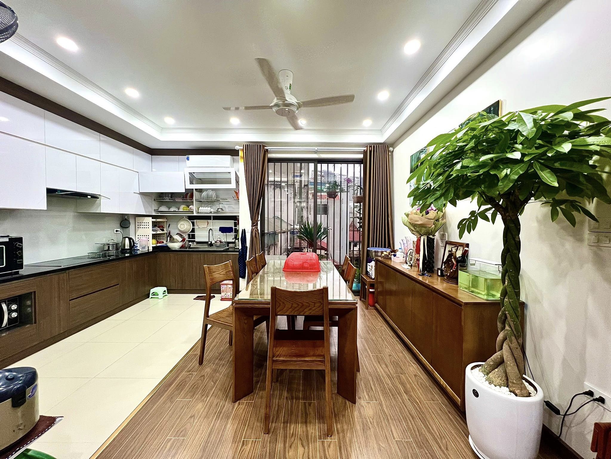 Bán căn đầu phố Lê Trọng Tấn, ô tô, phân lô quân đội, 70m, 6 ngủ, 18 tỷ - Ảnh chính