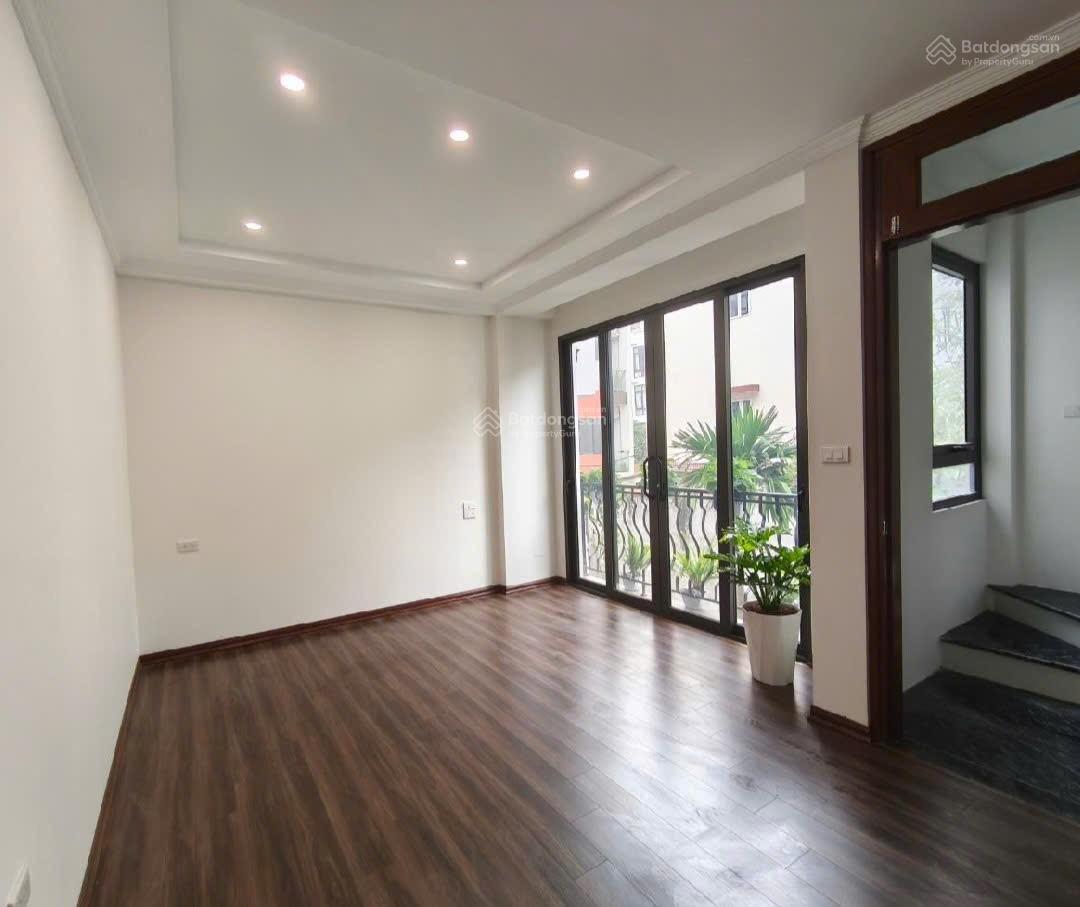 Nhà mới Cự Khối –Long Biên - Chìa khóa trao tay, đón ngay lộc vàng! 34m2 giá 4,x tỷ. - Ảnh 2