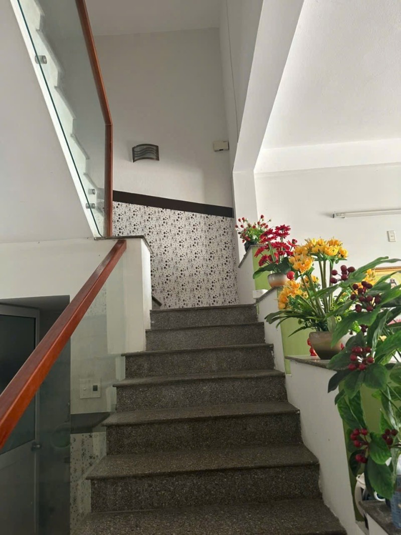 ► Mặt Tiền đường 7.5m Lương Văn Can, gần Nguyễn Hữu Thọ, 85m2, 3 tầng đúc, 5.x tỷ - Ảnh 2