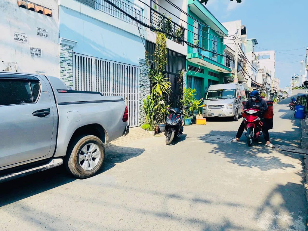 BÁN NHÀ HƯƠNG LỘ 2 - NGÃ TƯ BỐN XÃ - BÌNH TÂN - 4 X 8M - HẺM XE HƠI THÔNG - NHỈNH 3 TỈ - Ảnh 1