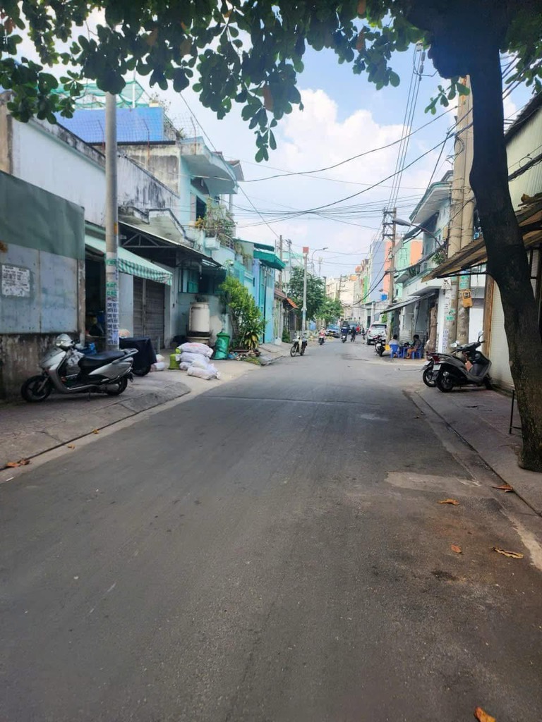 BÁN NHÀ HƯƠNG LỘ 2 - NGÃ TƯ BỐN XÃ - BÌNH TÂN - 4 X 8M - HẺM XE HƠI THÔNG - NHỈNH 3 TỈ - Ảnh 2