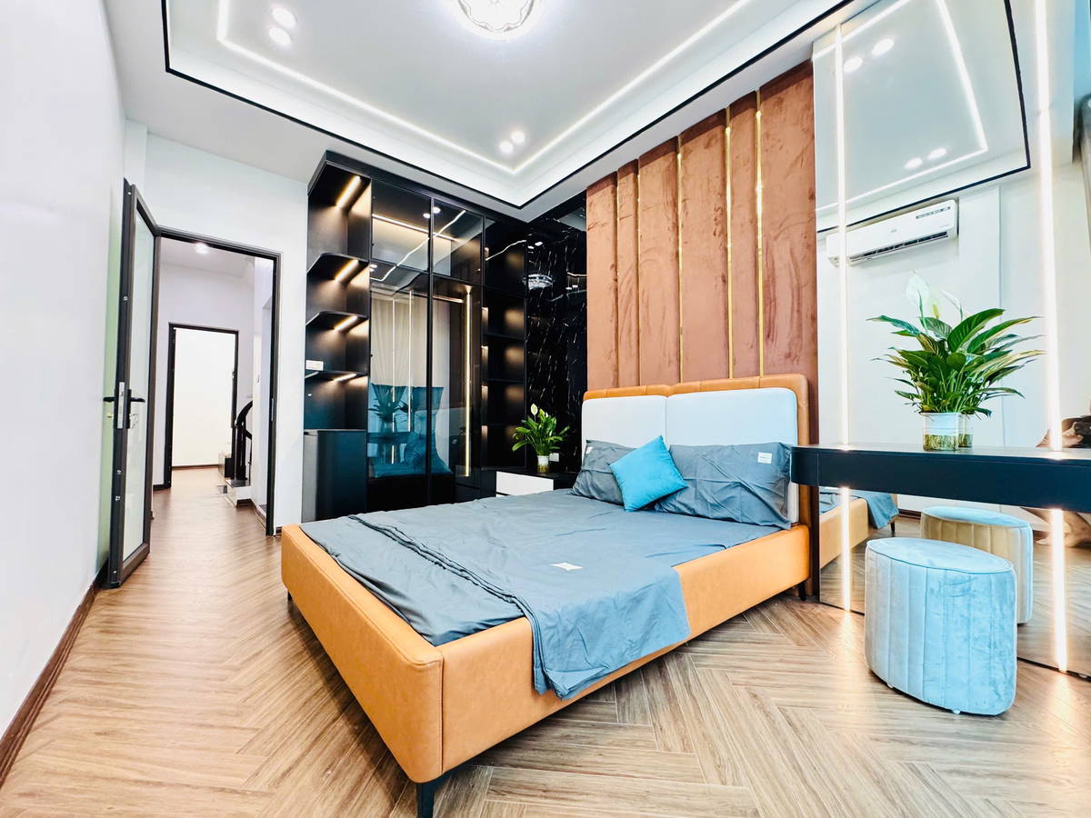 Bán Nhà Bùi Xương Trạch. Thanh Xuân. Ô Tô. Kinh Doanh. DT 45m2. MT 3m. 4 Tầng. Giá 8,95 Tỷ. - Ảnh chính
