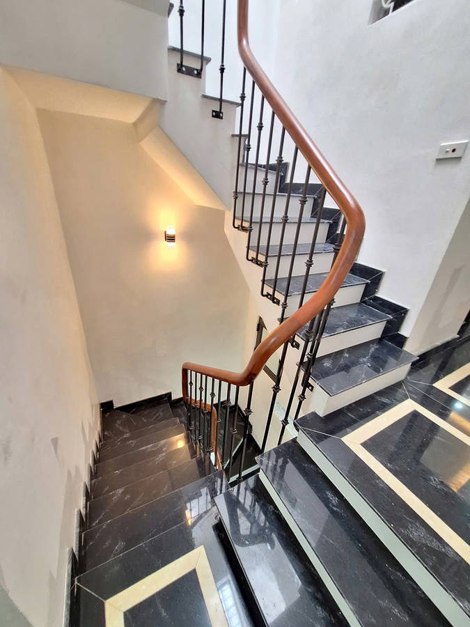 Bán Nhà Thịnh Hào 2, Tôn Đức Thắng. Đống Đa. DT 35m2. MT 3,2m. 4 Tầng. Giá 7,66 Tỷ. - Ảnh chính
