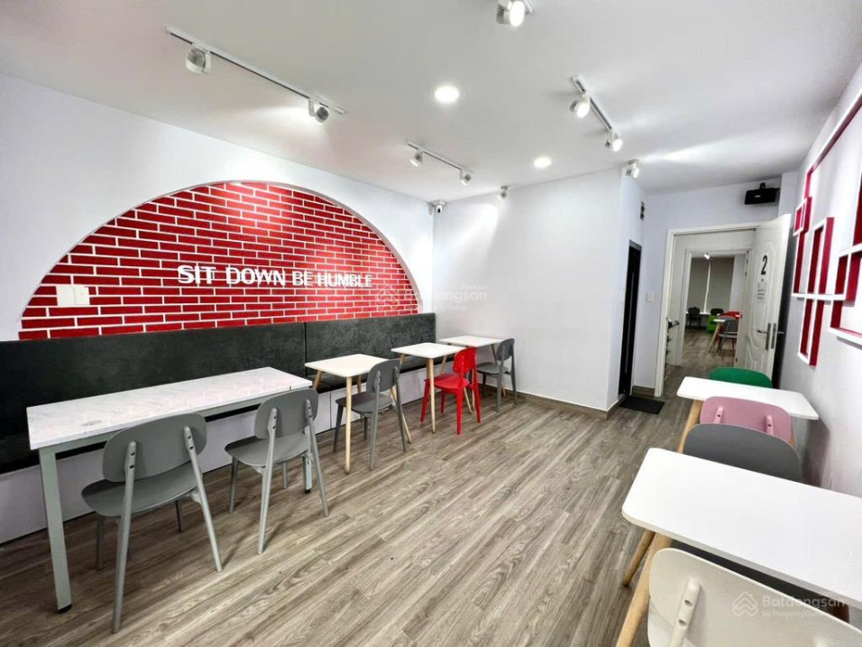 Bán nhà mặt tiền quận 5, Trần Hưng Đạo, vị trí Vip 2 mặt tiền trước sau, chỉ 27 tỷ - Ảnh 1