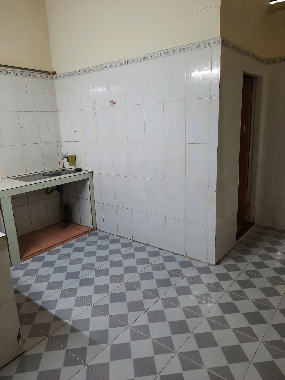 Nhà đẹp- giá đầu tư chính chủ cần bán nhanh căn nhà vị trí tại quận Liên Chiểu, Tp Đà Nẵng - Ảnh 4
