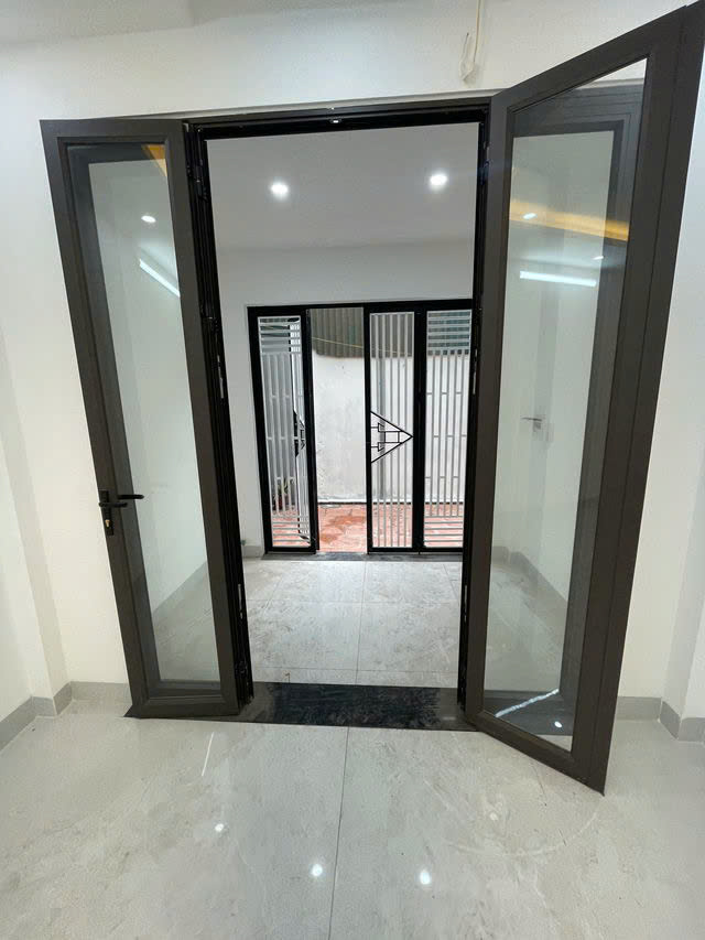 NHÀ MỚI Ở LUÔN Ngọc Trì 39m2,X 5 tầng,mặt tiền 3.6m, 6.15 tỷ Long Biên. - Ảnh 2