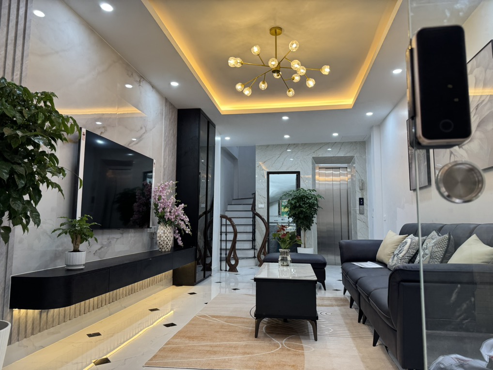 Siêu phẩm phố Võ Chí Công, Tây Hồ 38m2 – 5T thang máy ô tô chỉ hơn 11 tỷ an sinh đỉnh - Ảnh 2