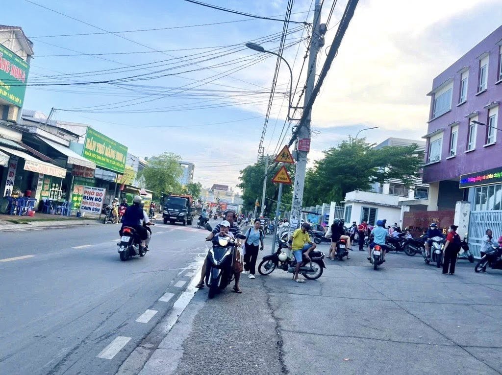 104m2, BÁN NHÀ MẶT TIỀN 5 TẦNG TÔ NGỌC VÂN, TX, Q.12 - NHỈNH 8 TỶ - Ảnh 1