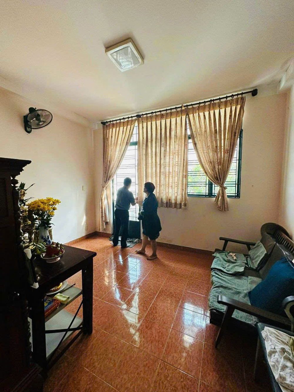 Bán nhà đường số 9 chợ Đo Đạc, ngang 4.2m, đường 12m rộng rãi, sổ hồng hoàn công - Ảnh 1