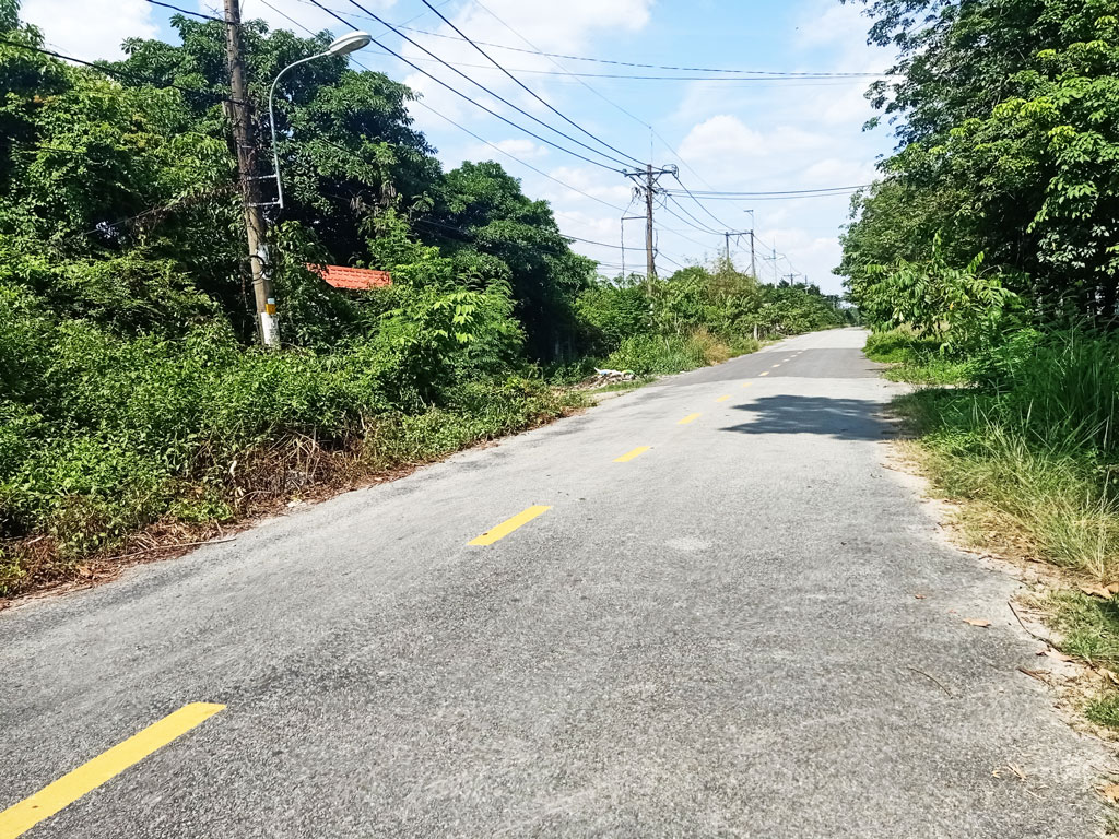 Bán nhà đường Bà Thiên - 2100m2 - 30x70 - 300m2 thổ cư - xã Nhuận Đức - Củ Chi - Ảnh 2
