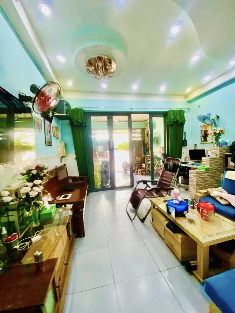 NHANH KẺO LỠ - DUY NHẤ.T 1 CĂN - MTKD NGAY NGUYỄN SƠN - 70M NGANG 4.6 - Ảnh 2