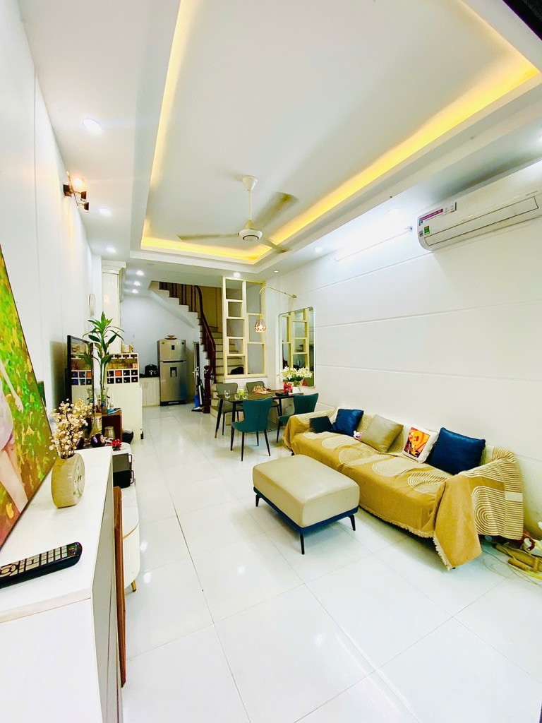 Hiếm Có! Nhà Nguyễn Quý Đức, 2 Mặt Tiền, DT 45m², Chỉ 7 Tỷ 9 - Ảnh chính