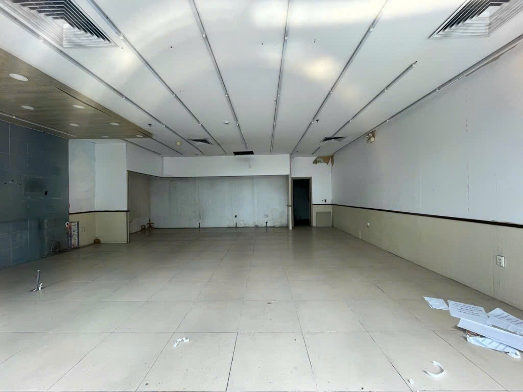 🏢 Chính chủ bán kiot tầng 1 – Tòa nhà FLC Phạm Hùng – Mặt tiền lớn, kinh doanh siêu lợi nhuận! - Ảnh 1
