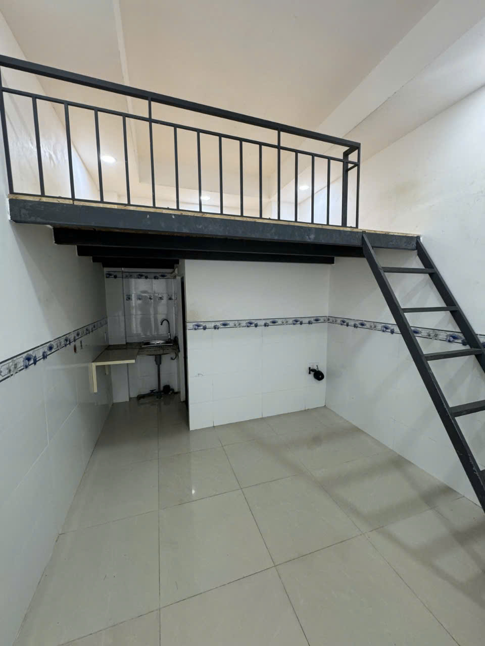 Gấp Bán CHDV P Sơn Kỳ Tân Phú 137m2,5Tầng dòng tiền khoán 70tr/th Nhỉnh 19tỷ - Ảnh 1
