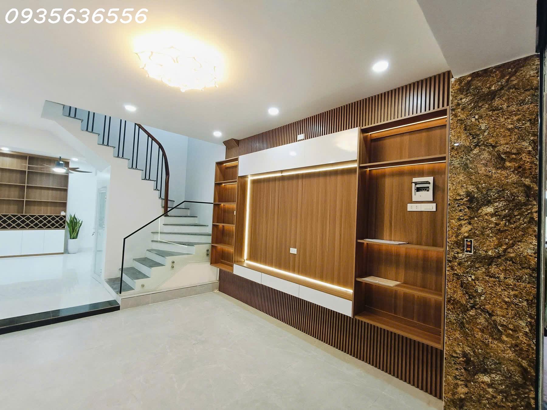 💥HOÀNG CẦU VIP NHẤT ĐỐNG ĐA – 46M² – 4 TẦNG – MẶT TIỀN 4.3M – GIÁ CHỈ NHỈNH 15 TỶ-SỐC TRONG PHÂN - Ảnh 2