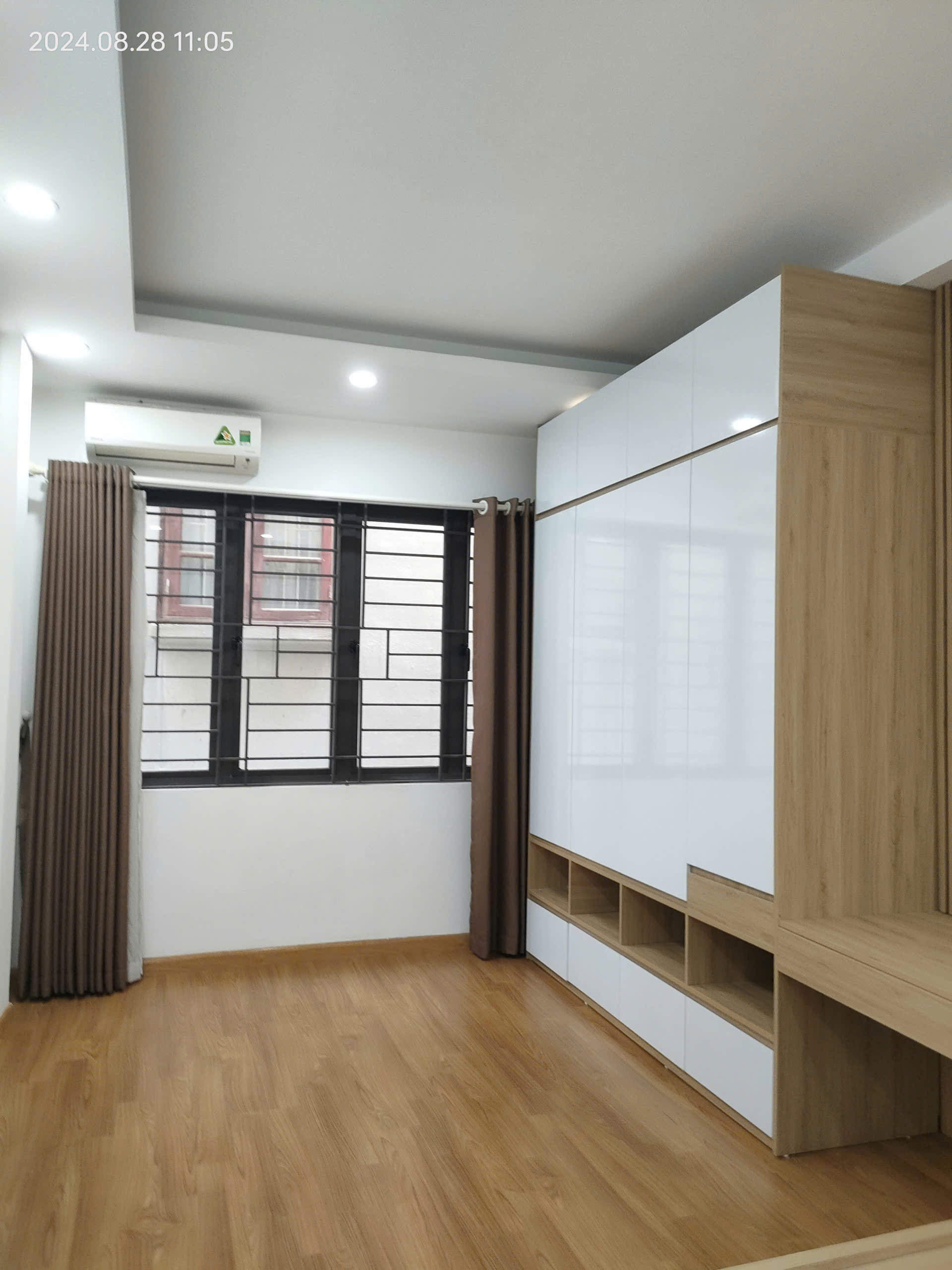 Cần tiền bán gấp Trại Cá 33m, 5 tầng, mặt tiền 3m, 6.38 tỷ Hai Bà Trưng. - Ảnh chính