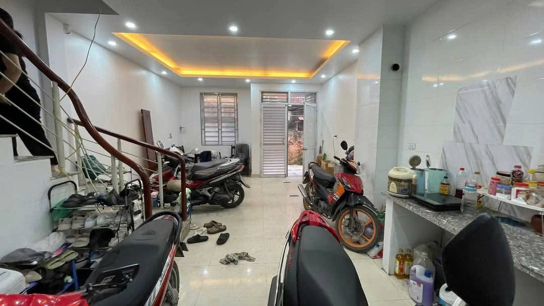 Bán Nhà Kim Giang. Hoàng Mai. Ô Tô. Kinh Doanh. DT 36m2. MT 4,5m. 3 Tầng. Giá 8,83 Tỷ. - Ảnh 1