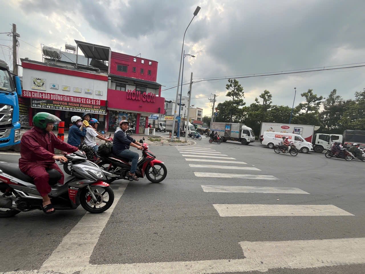 🔥🔥HIẾM !! MẶT TIỀN ĐƯỜNG KINH DOANH BUÔN BÁN SẦM UẤT - NGAY NGÃ TƯ LÊ VĂN KHƯƠNG GIAO VỚI ĐẶNG - Ảnh chính
