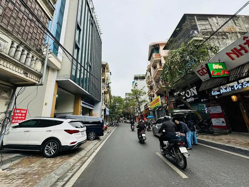BÁN GẤP NHÀ PHỐ PHAN KẾ BÍNH, Ô TÔ TRÁNH, KINH DOANH_DT 70M2, 5 TẦNG, MT 6M, 23TỶ - Ảnh chính