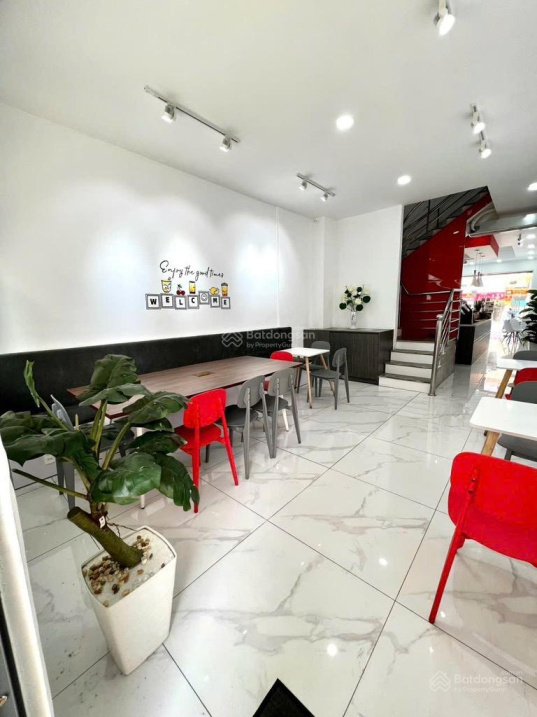 Bán nhà mặt tiền TT quận 5, Trần Hưng Đạo, vị trí đỉnh 2 mặt tiền trước sau, chỉ 27 tỷ TL - Ảnh 2