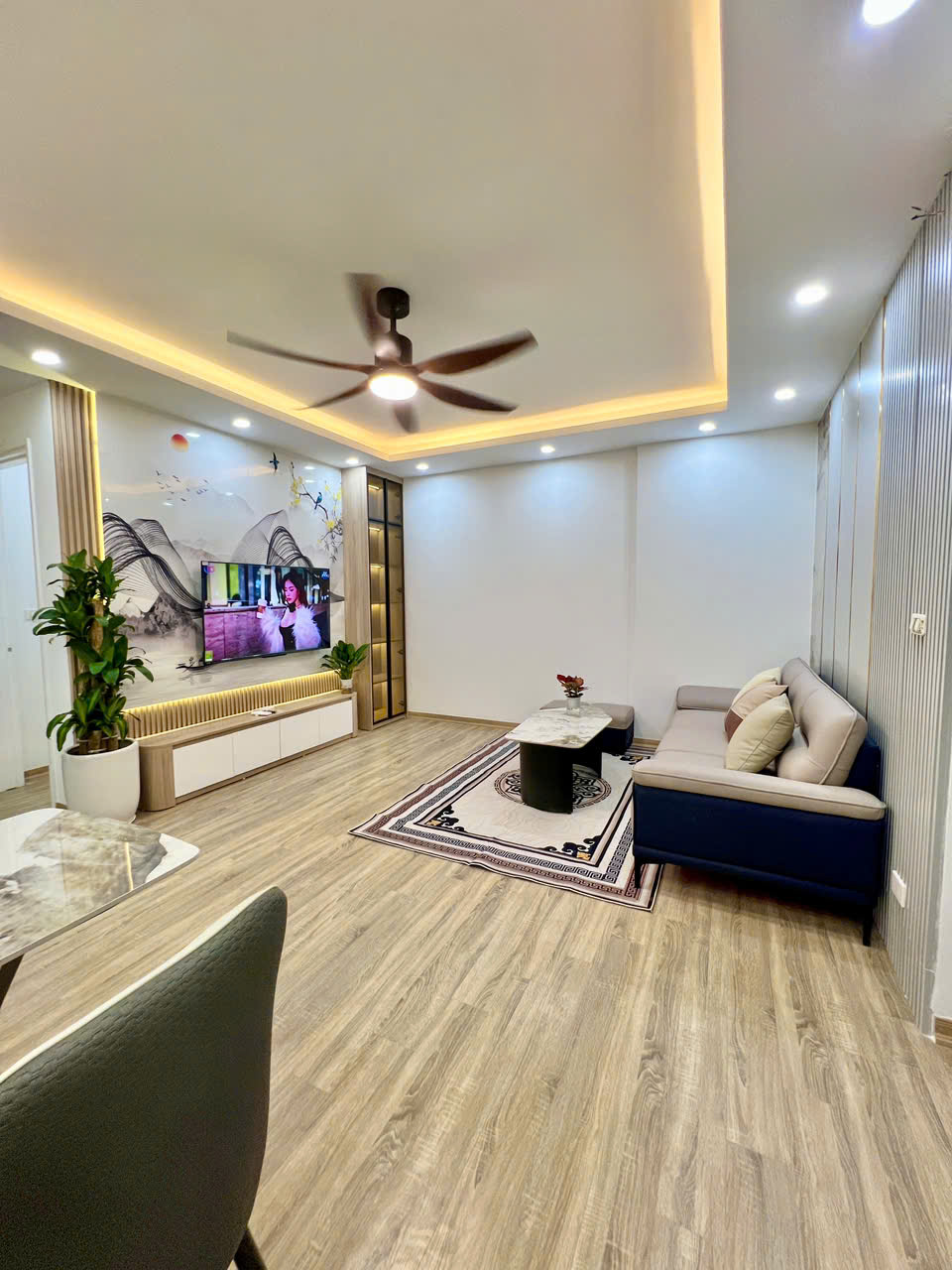 Căn hộ sổ đỏ, tầng thấp tòa chung cư Rice City, Linh Đàm, quận Hoàng Mai, 54m2, 2 ngủ, giá chỉ 3.7x - Ảnh 2