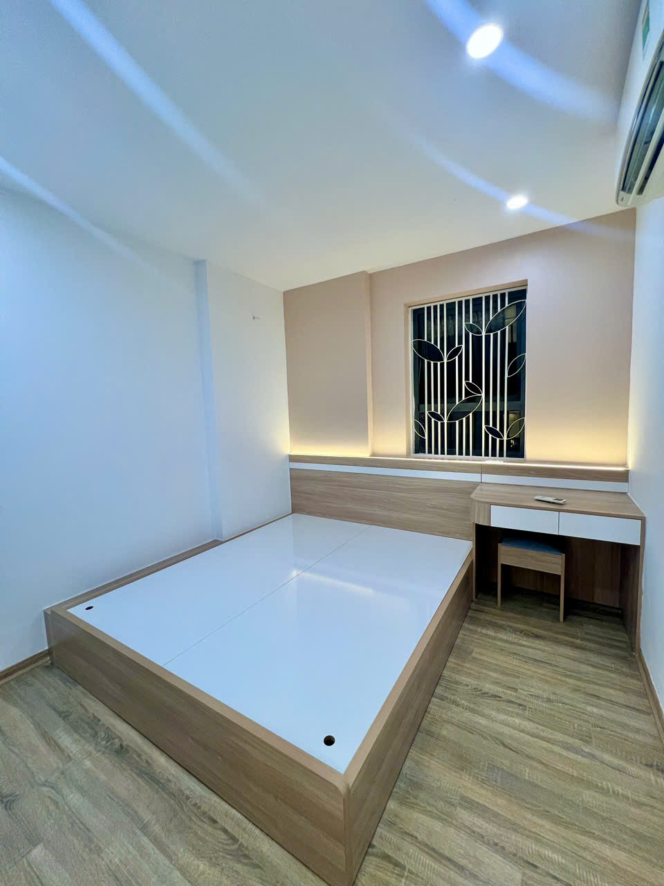 Căn hộ sổ đỏ, tầng thấp tòa chung cư Rice City, Linh Đàm, quận Hoàng Mai, 54m2, 2 ngủ, giá chỉ 3.7x - Ảnh 4