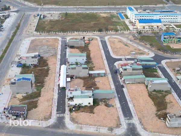 Đất Sân Bay - Ảnh chính