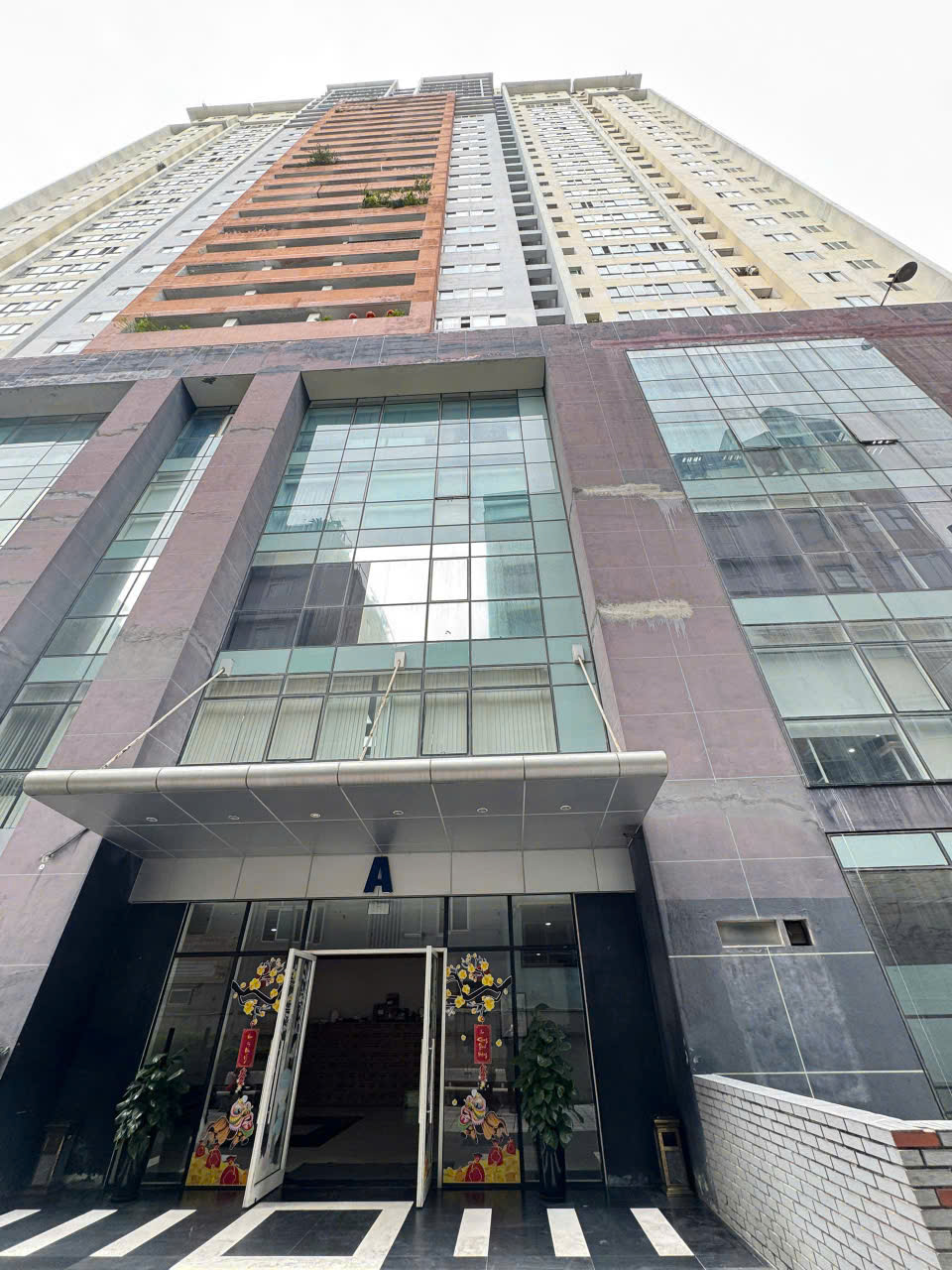 Bán CHCC FLC Landmark Mỹ Đình 125m2 góc full nội thất chỉ nhỉnh 6 tỷ - Ảnh chính