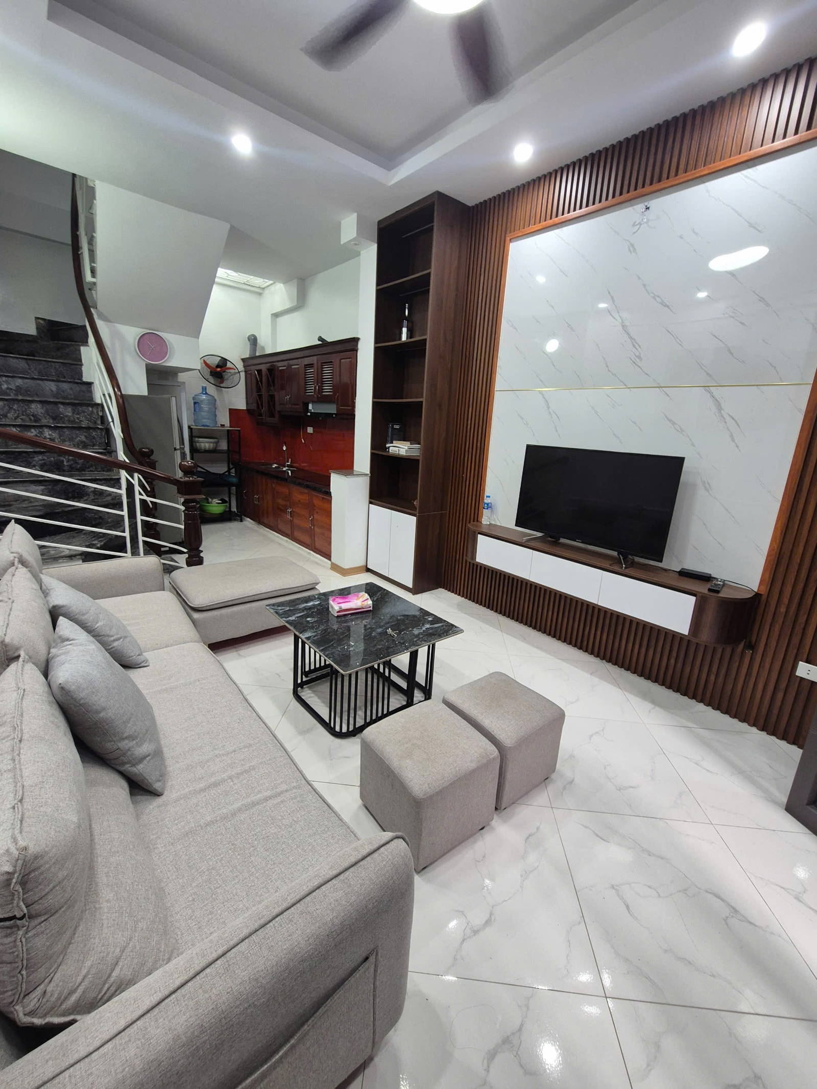 Cần bán nhà Chính Kinh trung tâm Thanh Xuân, 30m2, 5 tầng, MT3.5m, Giá 6.35 tỷ - Ảnh 1