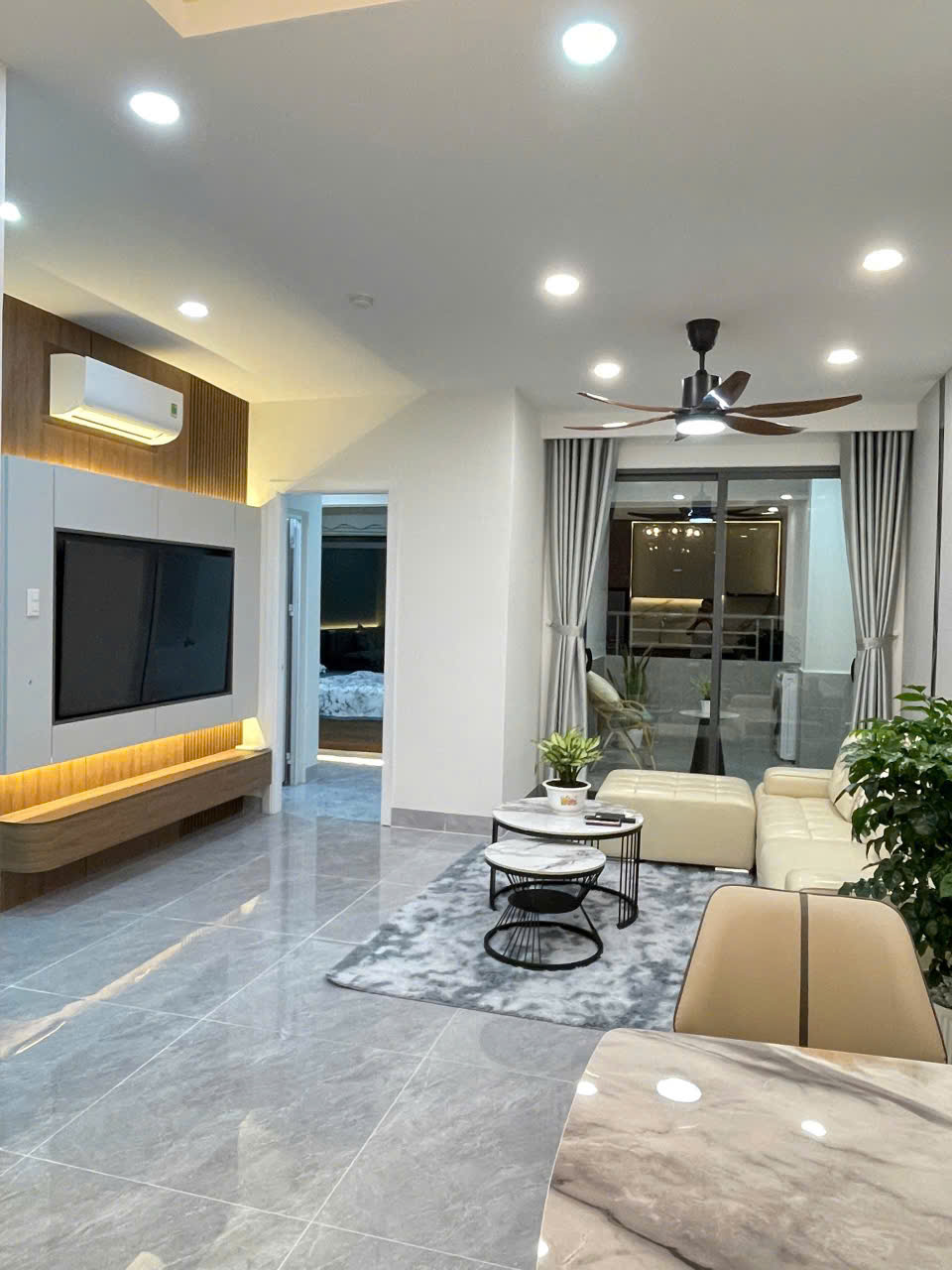 Bán căn Mường Thanh, view trực diện biển, rộng nhất tòa nhà, diện tích 71m2  <br>Đã đập và dịch ban - Ảnh 3