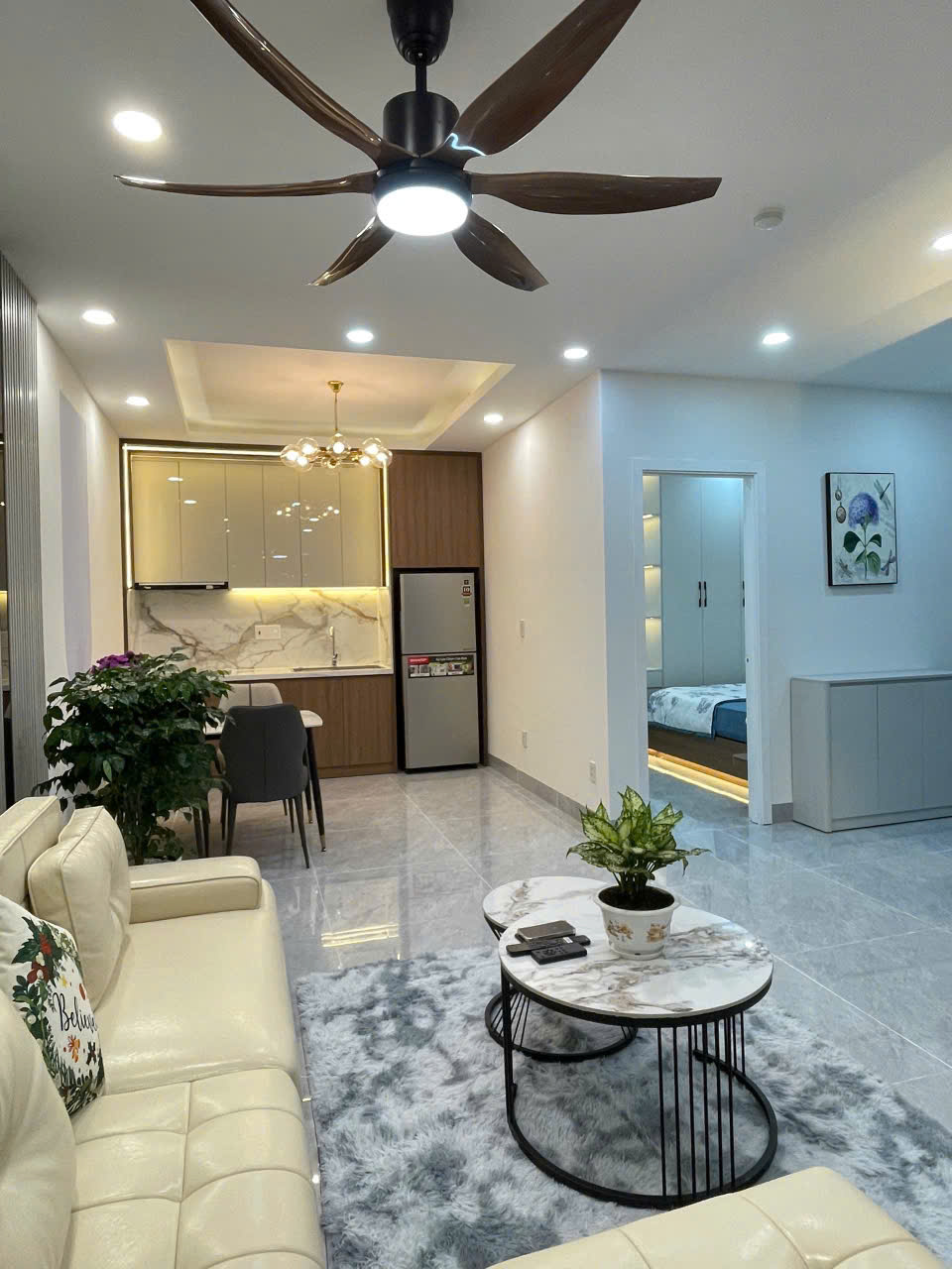 Bán căn Mường Thanh, view trực diện biển, rộng nhất tòa nhà, diện tích 71m2  <br>Đã đập và dịch ban - Ảnh 1