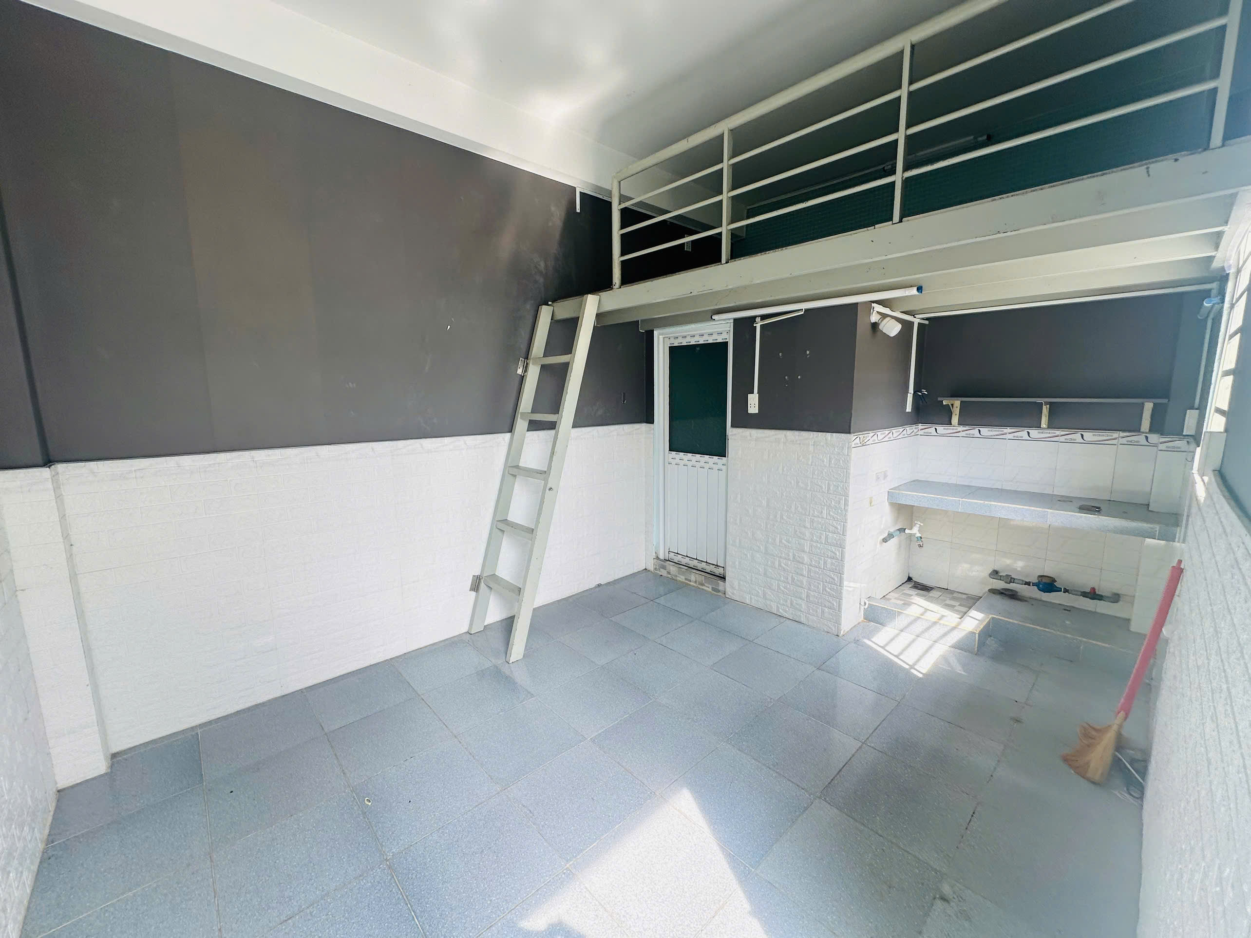 CHO THUÊ PHÒNG TRỌ TẠI GÒ VẤP (GẦN VĂN LANG CƠ SỞ 3) 20-25M2 GIÁ 3TR6 - 3TR9 LH:0877772720. - Ảnh 6