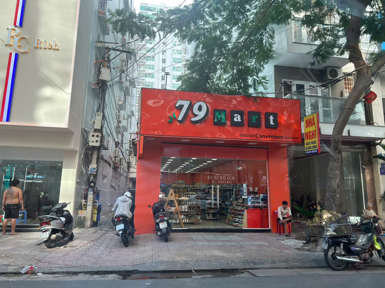 Bán nhà khu phố tây đường Hùng Vương phường Lộc Thọ, được ví như là Quận Nhất<br>Kinh doanh sầm uất, - Ảnh chính