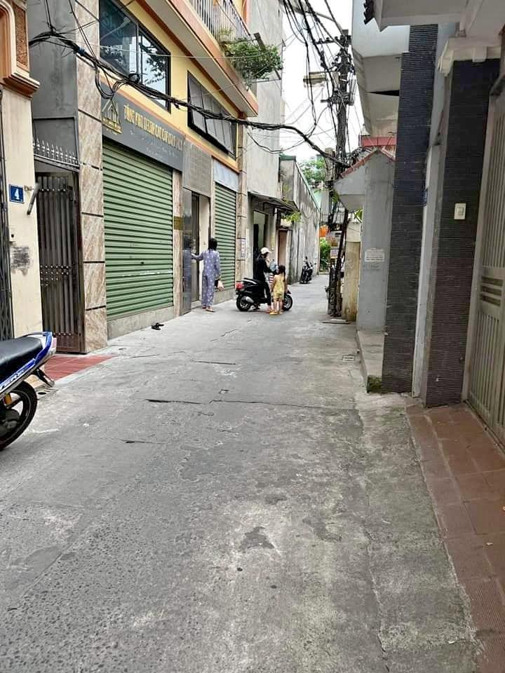 NHÀ ĐẸP KHƯƠNG ĐÌNH - LÔ GÓC 2 MẶT THOÁNG TRƯỚC SAU - NGÕ 3 GÁC- DT 30M2 GIÁ HƠN 7 TỶ - Ảnh 4