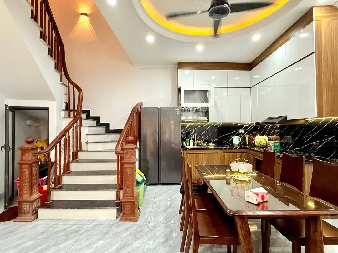 Nhà đẹp mới xây 50m2*4 tầng Trung tâm Thanh Trì , Giá 7.9 tỷ - Ảnh 1