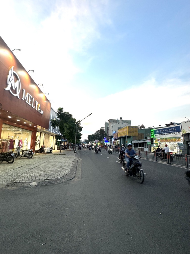 SIÊU VỊ TRÍ - 2 MẶT TIỀN KINH DOANH QUANG TRUNG - PHÙ HỢP KHÁCH MUA XÂY MỚI TÒA BUILDING - Ảnh chính