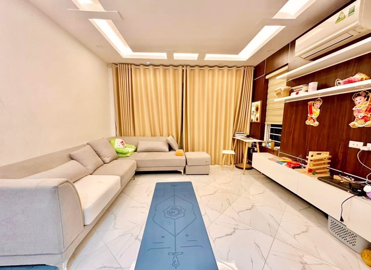 Tôi cần bán nhà tại ngõ 79, phố 8/3,lô góc, 32M2, 5 TẦNG, MT4.1m GIÁ 6.2 TỶ - Ảnh 2