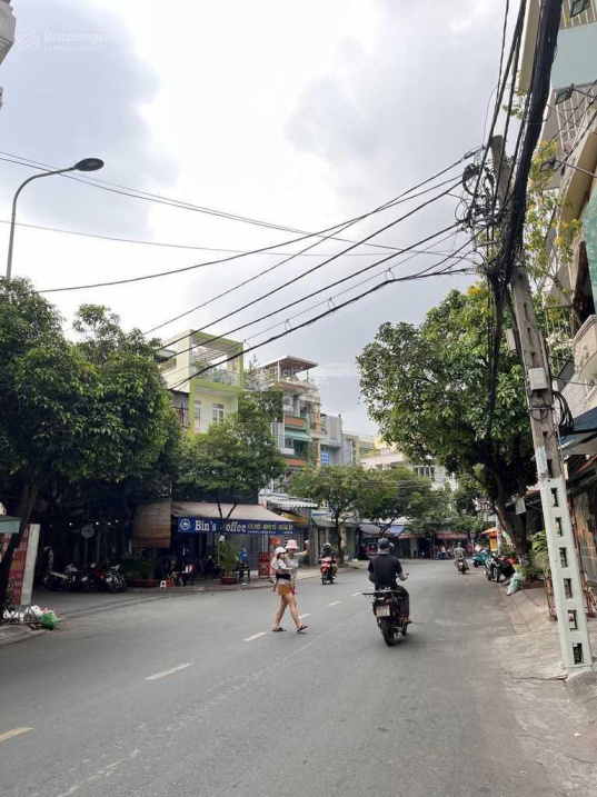 Bán nhà mặt tiền chợ Tân Bình, MT Tân Xuân, phường 8; (6*16m) 4 tầng - Ảnh chính